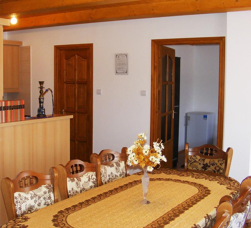 Szerencsecsillag Vendeghaz Hotel Kiskoros Ngoại thất bức ảnh
