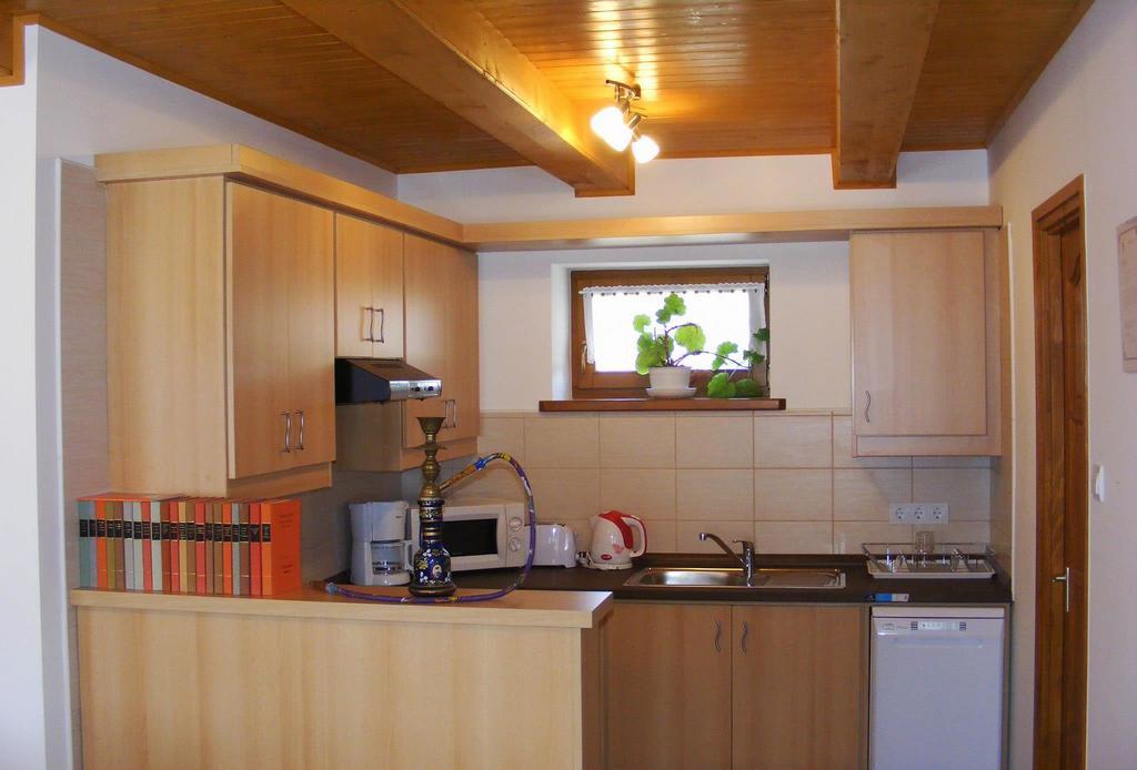 Szerencsecsillag Vendeghaz Hotel Kiskoros Ngoại thất bức ảnh
